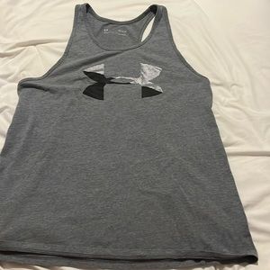 gray under armour tank top
